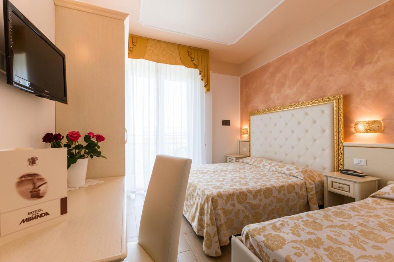 Hotel Miranda Bellaria-Igea Marina Exterior photo